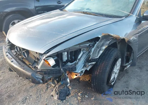 2009 Honda Accord 2.4 Lx z USA, uszkodzony, nr VIN 1HGCP26399A093664